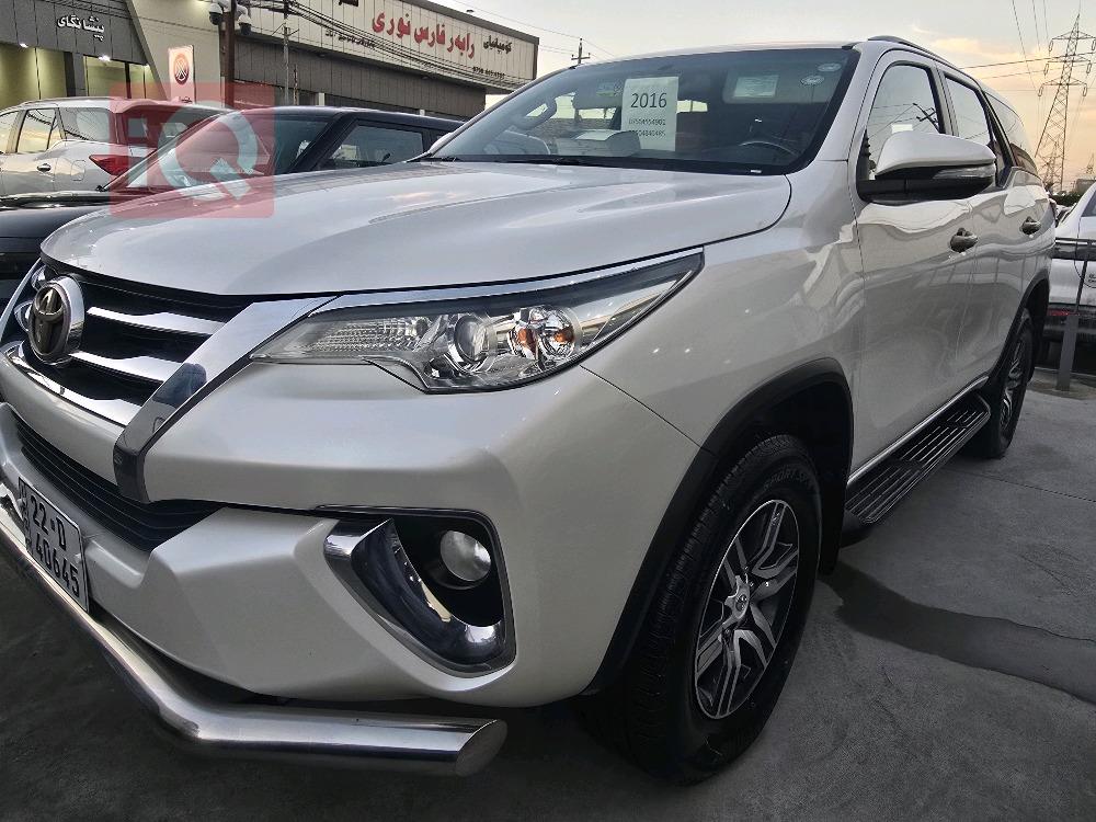 تۆیۆتا فۆرچێنەر